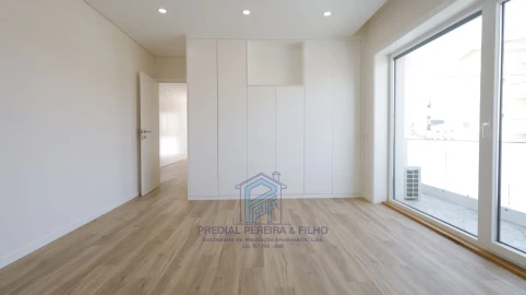 Moradia T5 para Venda em Rio Tinto