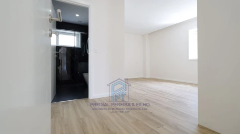 Moradia T5 para Venda em Rio Tinto