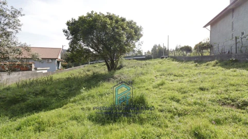 Terreno Misto para Venda em Melres e Medas