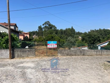 Terreno Misto para Venda em Melres e Medas