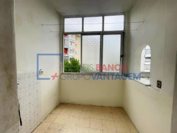 Apartamento T3 para Venda em Massamá e Monte Abraão