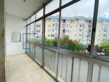 Apartamento T3 para Venda em Massamá e Monte Abraão