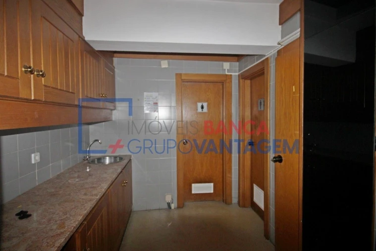 Escritório para Venda em Marvila, Ribeira Santarém, São Salvador, São Nicolau Foto 15