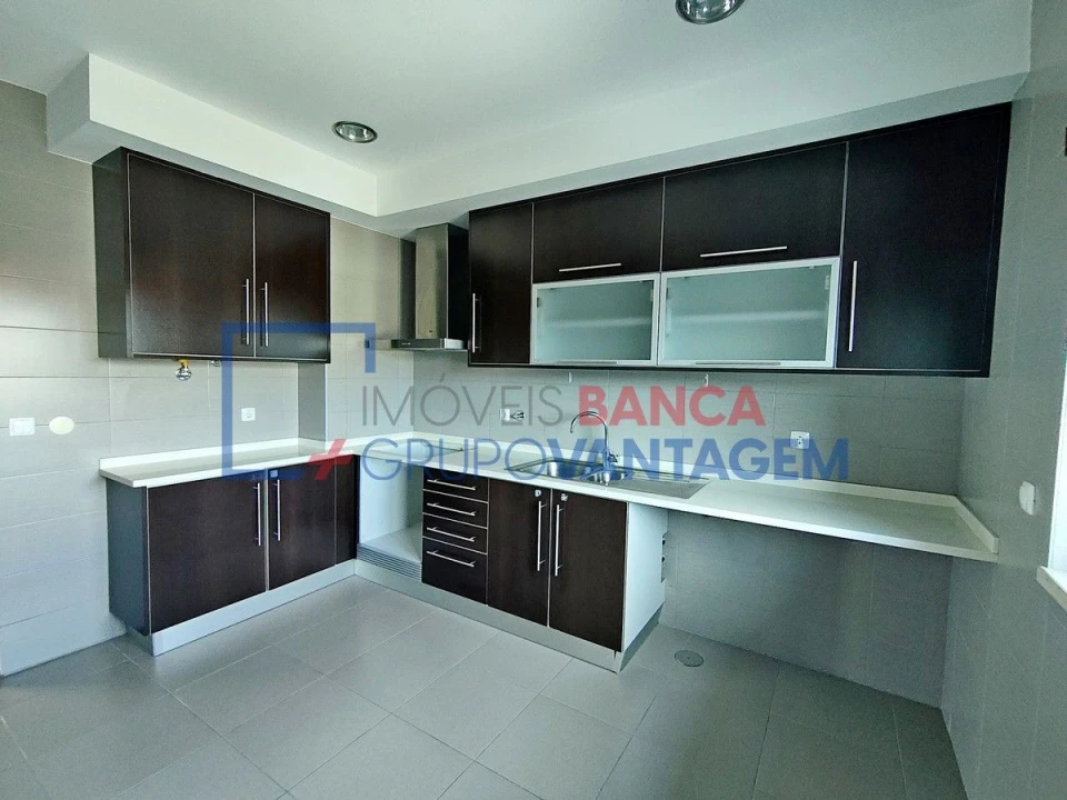 Apartamento T3 para Venda em Marvila, Ribeira Santarém, São Salvador, São Nicolau Foto 12