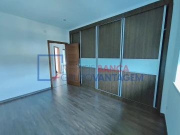 Apartamento T3 para Venda em Marvila, Ribeira Santarém, São Salvador, São Nicolau