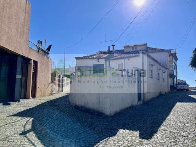 Moradia T3 para Venda em Aldoar, Foz do Douro e Nevogilde Foto 3