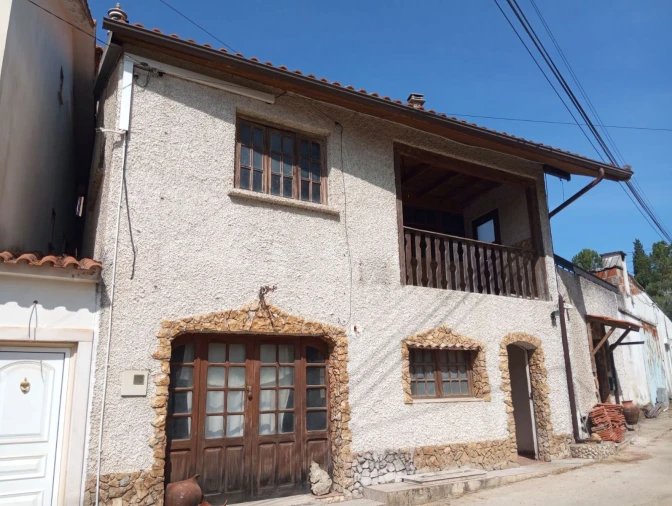 Moradia T2 para Venda em Rio de Couros e Casal dos Bernardos Foto 2