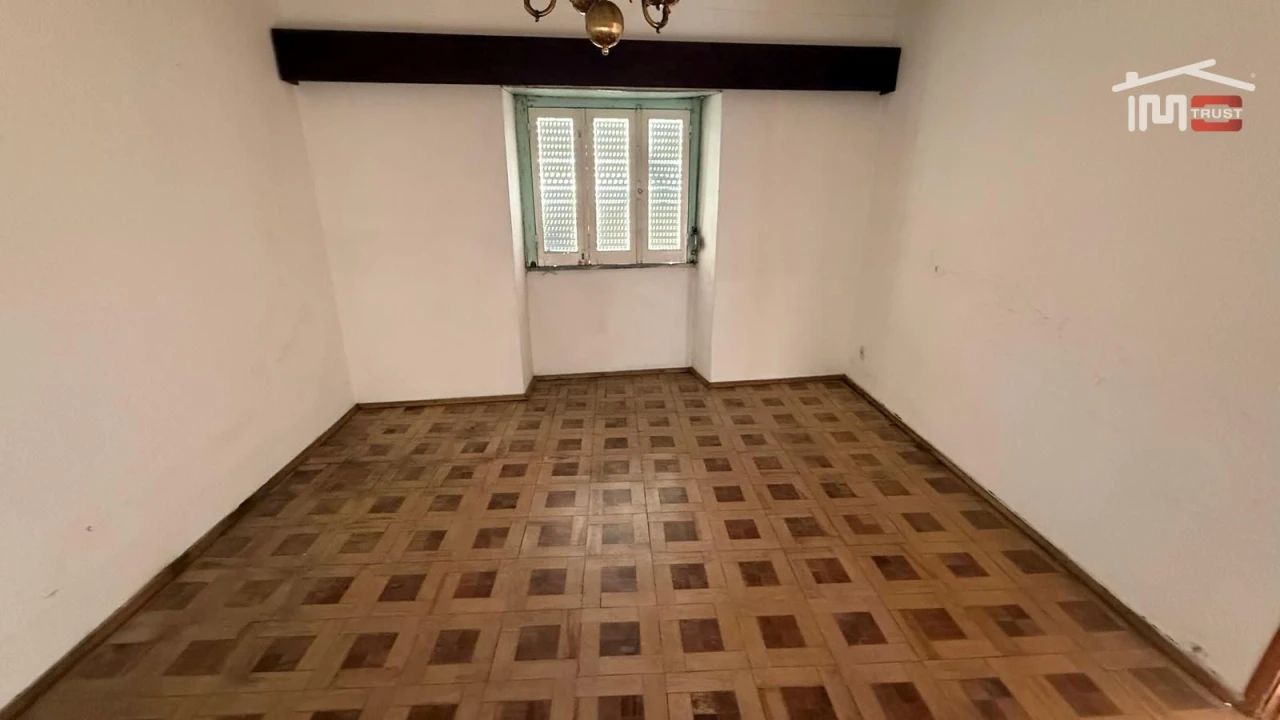 Moradia T8 para Venda em Povoa da Isenta Foto 26
