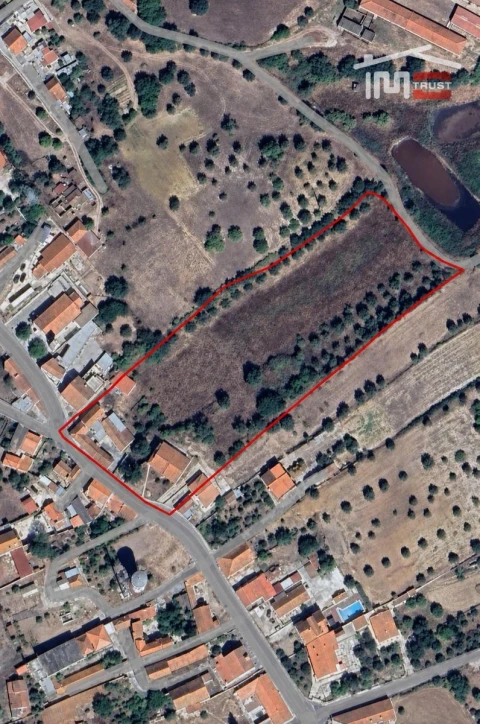 Moradia T8 para Venda em Povoa da Isenta