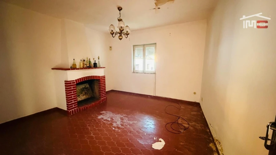 Moradia T8 para Venda em Povoa da Isenta Foto 27
