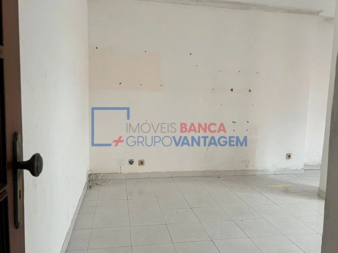 Apartamento T2 para Venda em Cacém e São Marcos Foto 13