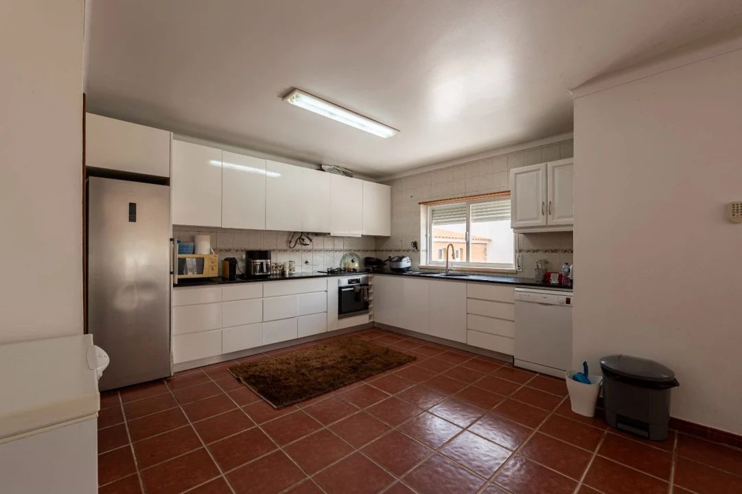 Moradia T5 para Venda em Rio Maior Foto 2