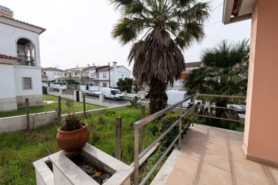 Moradia T5 para Venda em Rio Maior