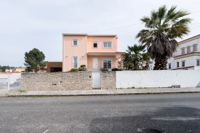 Moradia T5 para Venda em Rio Maior