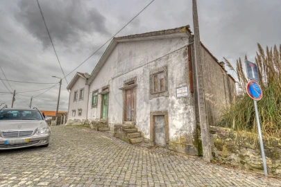 Moradia T5 para Venda em Custóias, Leça do Balio e Guifões