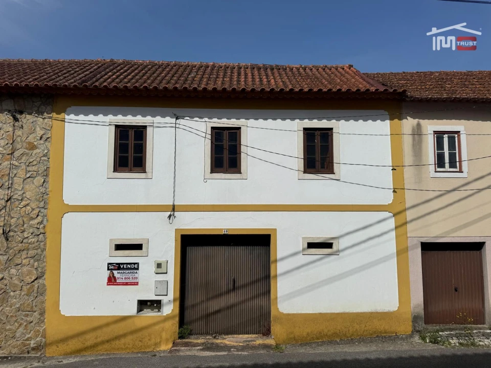 Moradia T2 para Venda em Seiça Foto 1