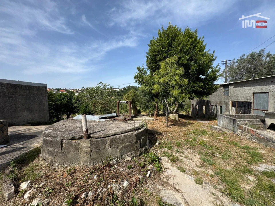 Moradia T2 para Venda em Seiça Foto 28