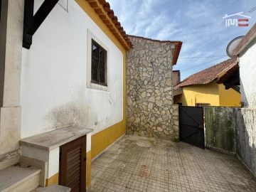 Moradia T2 para Venda em Seiça