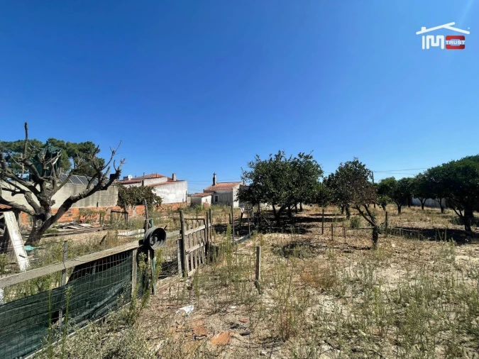 Moradia T1 para Venda em Quinta do Anjo Foto 4