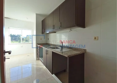 Apartamento T2 para Venda em Canelas