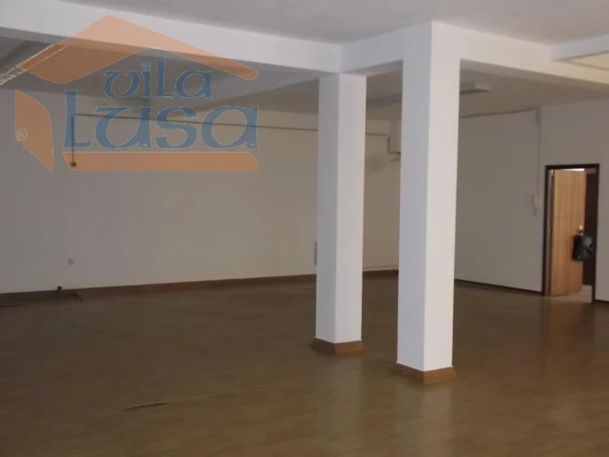 Loja para Venda em Abraveses Foto 4