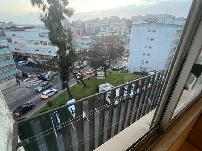 Apartamento T2 para Venda em Queluz e Belas Foto 4