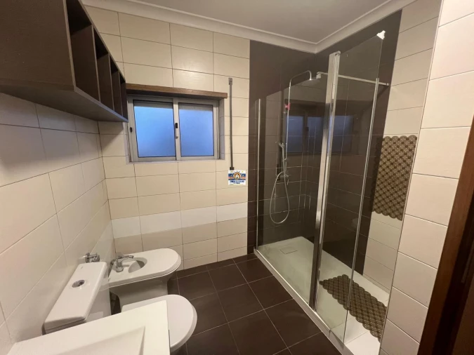 Apartamento T2 para Venda em Queluz e Belas Foto 11
