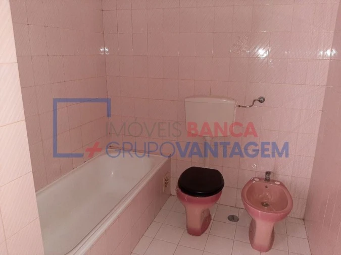 Apartamento T3 para Venda em Rio de Mouro Foto 8