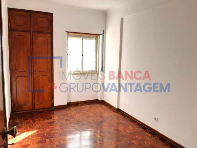 Apartamento T3 para Venda em Rio de Mouro Foto 11