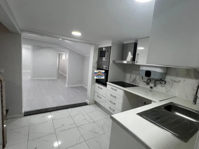 Moradia T3 para Arrendamento em Benavente Foto 4