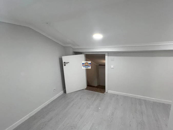 Moradia T3 para Arrendamento em Benavente Foto 17