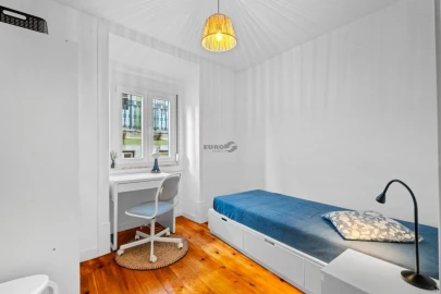 Quarto para Arrendamento em Arroios