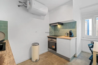 Quarto para Arrendamento em Arroios