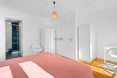 Quarto para Arrendamento em Arroios