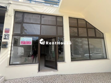 Loja para Arrendamento em Buarcos