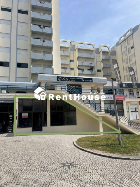 Loja para Arrendamento em Buarcos