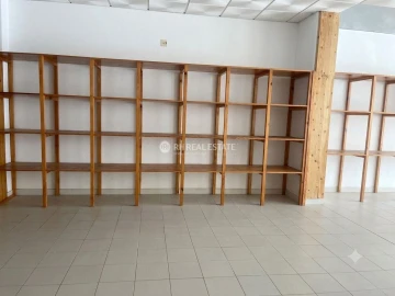 Loja para Arrendamento em Buarcos