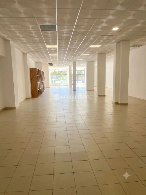 Loja para Arrendamento em Buarcos