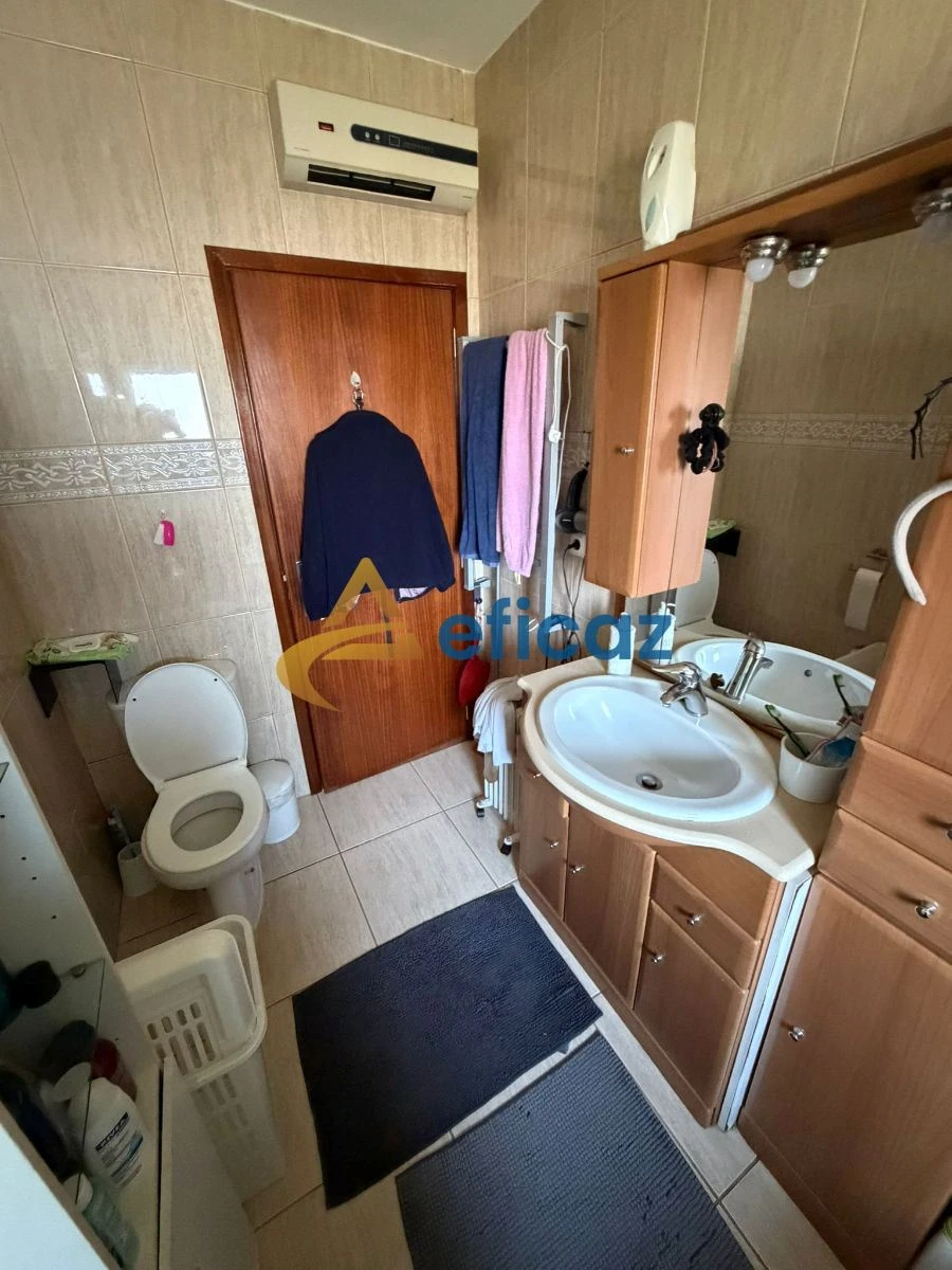 Moradia T3 para Venda em Lomba Foto 17