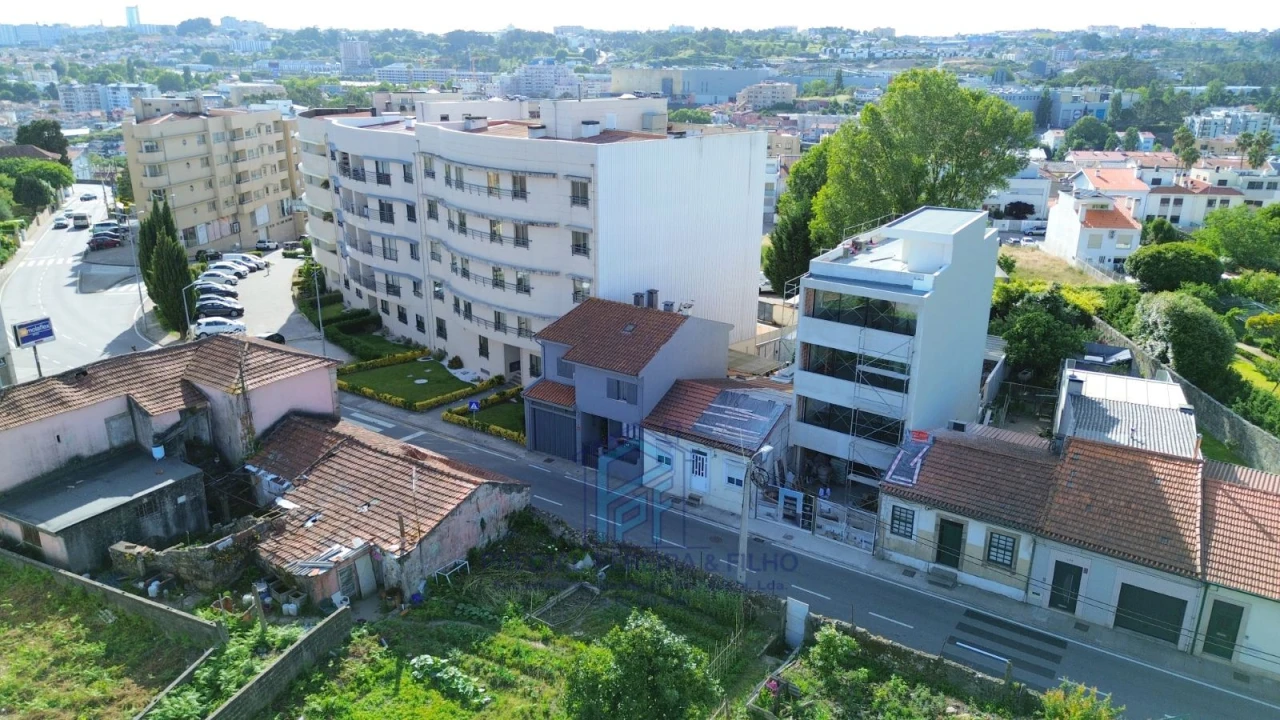 Apartamento T2 para Venda em Rio Tinto Foto 8