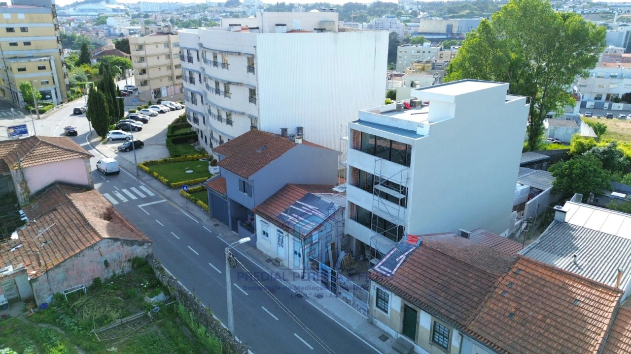 Apartamento T2 para Venda em Rio Tinto Foto 5