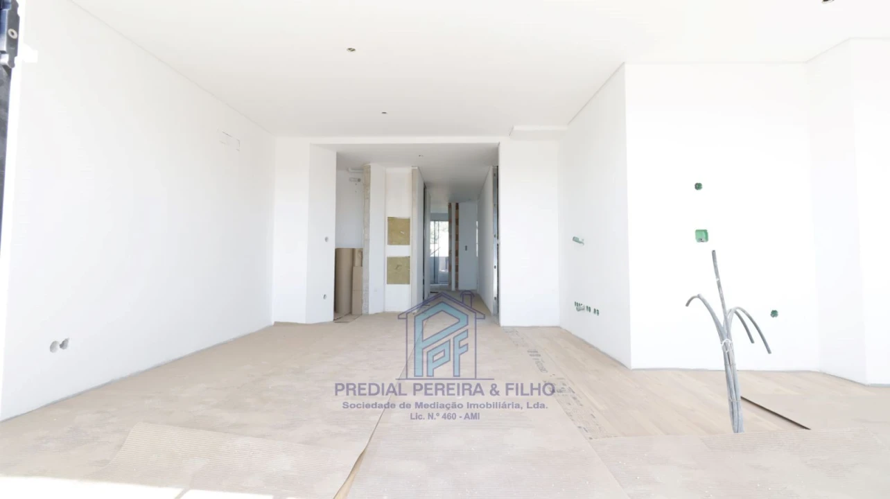 Apartamento T2 para Venda em Rio Tinto Foto 9