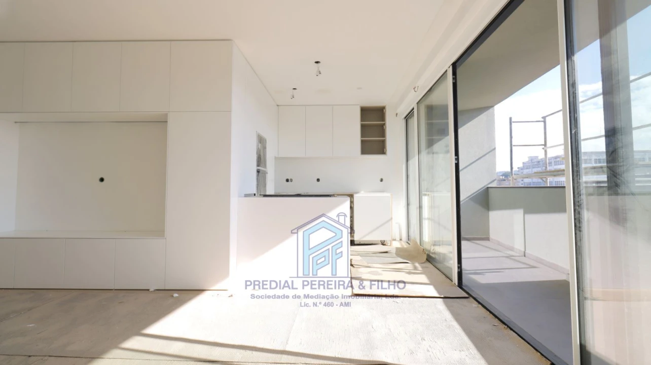 Apartamento T2 para Venda em Rio Tinto Foto 4