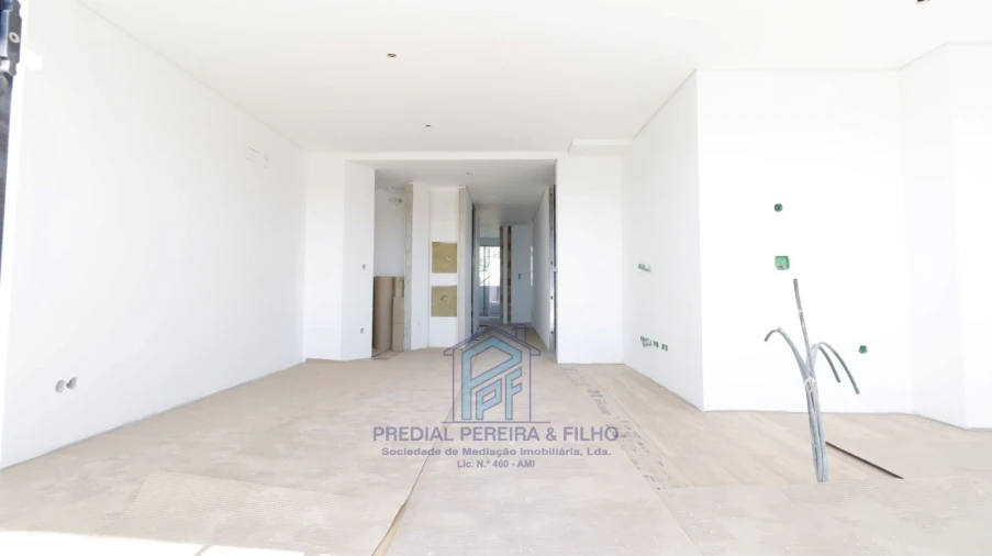 Apartamento T2 para Venda em Rio Tinto Foto 9