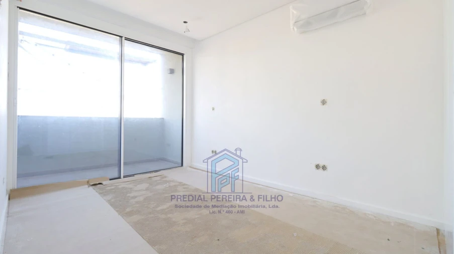 Apartamento T2 para Venda em Rio Tinto Foto 13