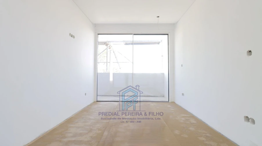 Apartamento T2 para Venda em Rio Tinto Foto 15