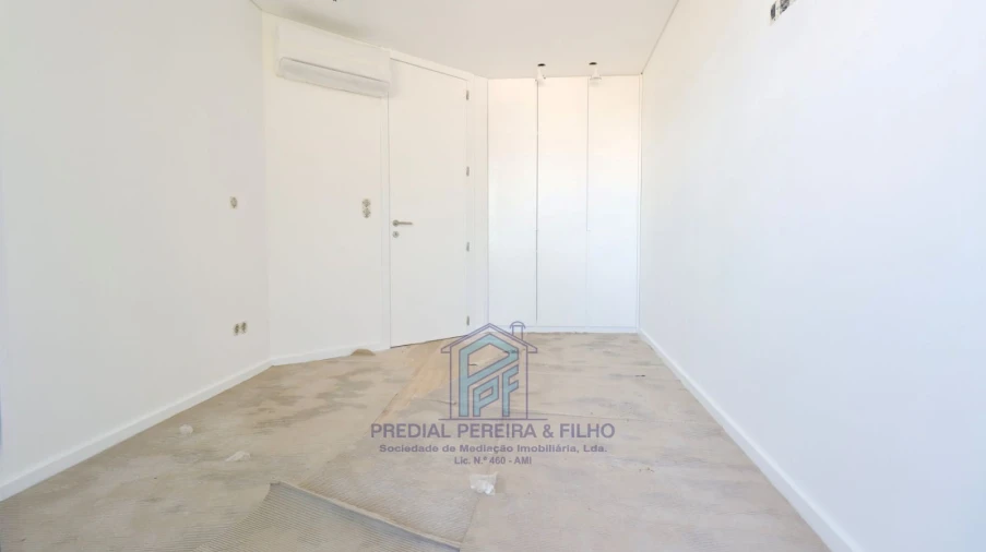 Apartamento T2 para Venda em Rio Tinto Foto 22