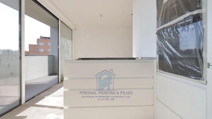 Apartamento T2 para Venda em Rio Tinto Foto 9