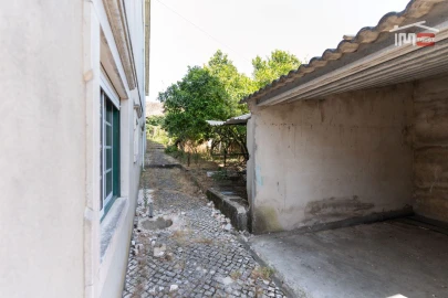 Moradia T3 para Venda em Nossa Senhora da Piedade