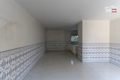 Moradia T3 para Venda em Nossa Senhora da Piedade